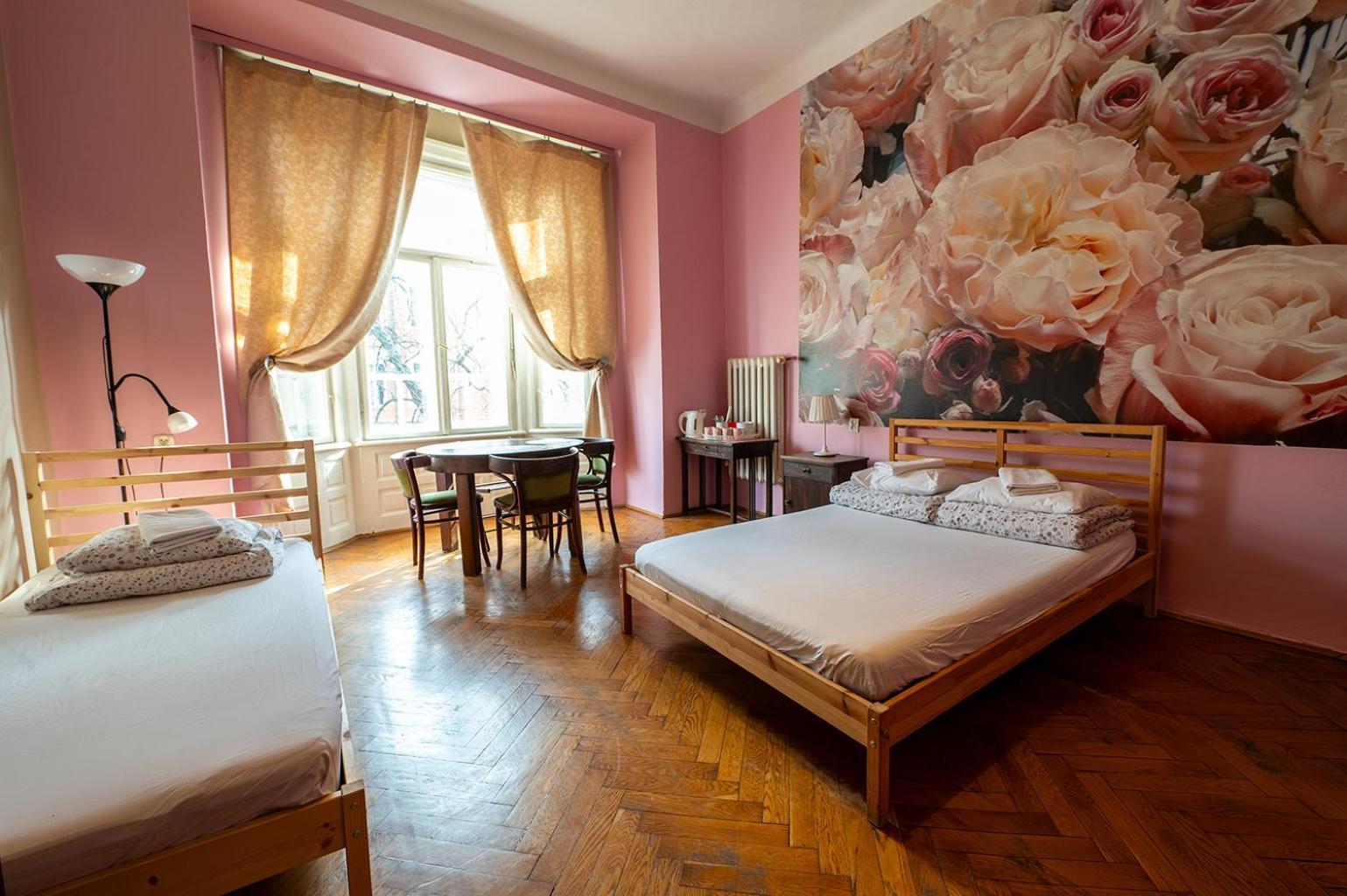 Trzy Kafki Private Rooms Cracovia Exterior foto