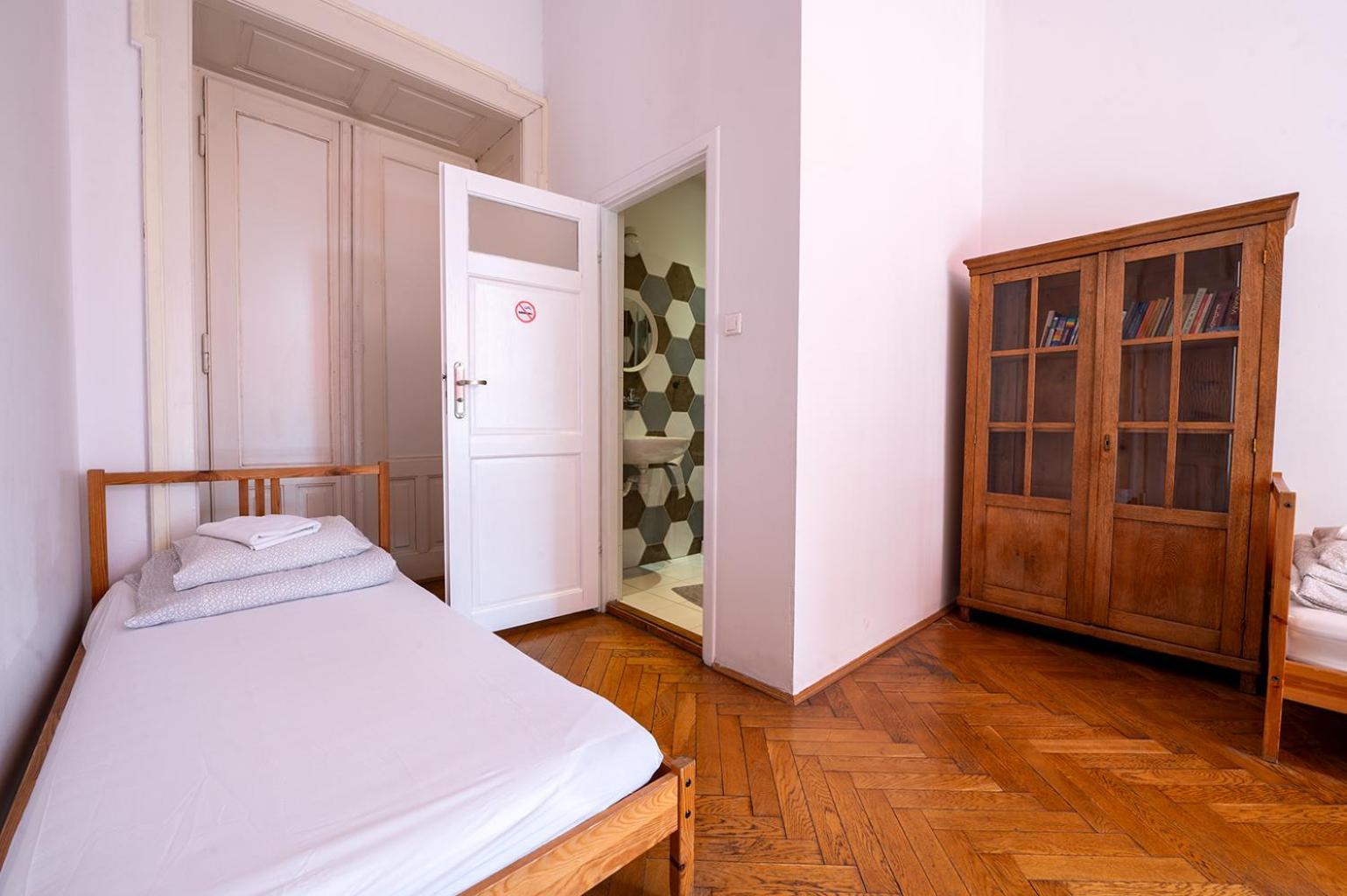 Trzy Kafki Private Rooms Cracovia Exterior foto