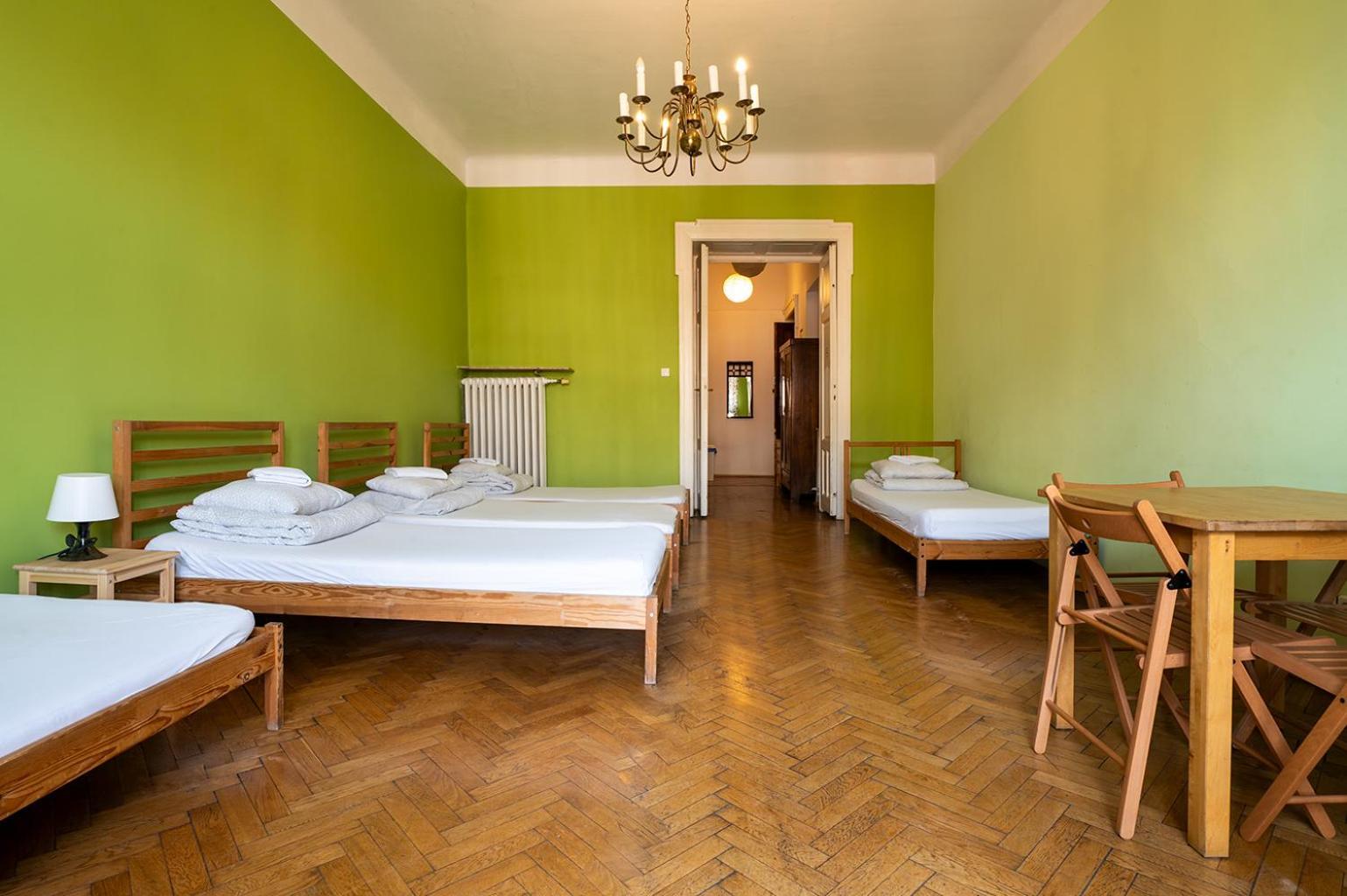 Trzy Kafki Private Rooms Cracovia Exterior foto