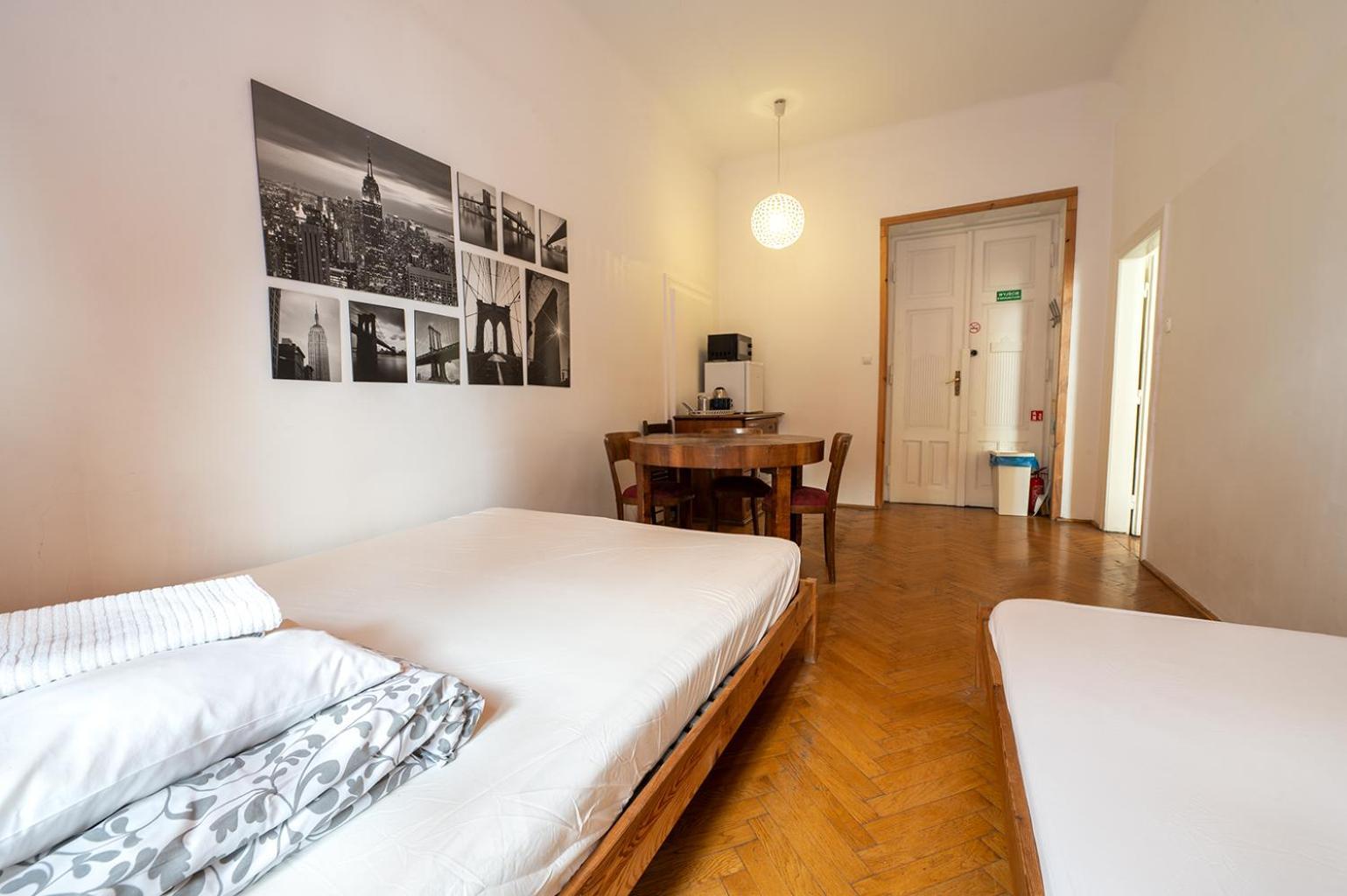 Trzy Kafki Private Rooms Cracovia Exterior foto